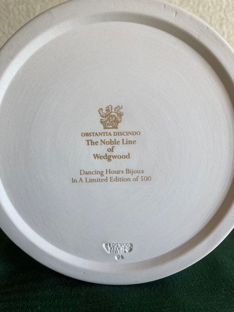 シリアル No付き 限定品　ウェッジウッド　ダンシングアワーズ　ビジューボックス