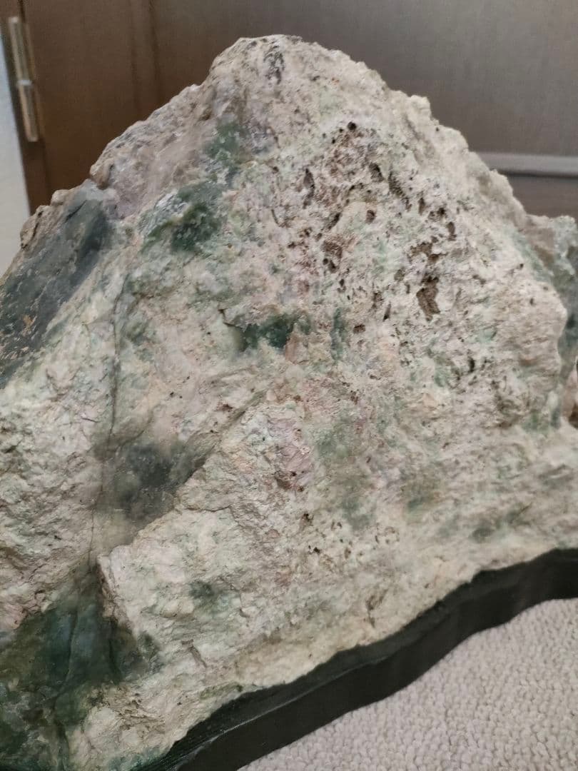 愛石家放出！日高翡翠【極上名品】台座付 自然石 銘石 天然鑑賞石 水石 国産鉱物