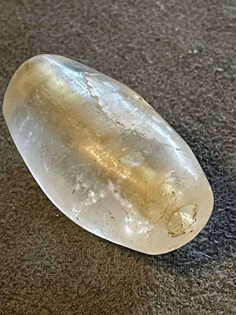 古墳時代　水晶棗玉（なつめたま）