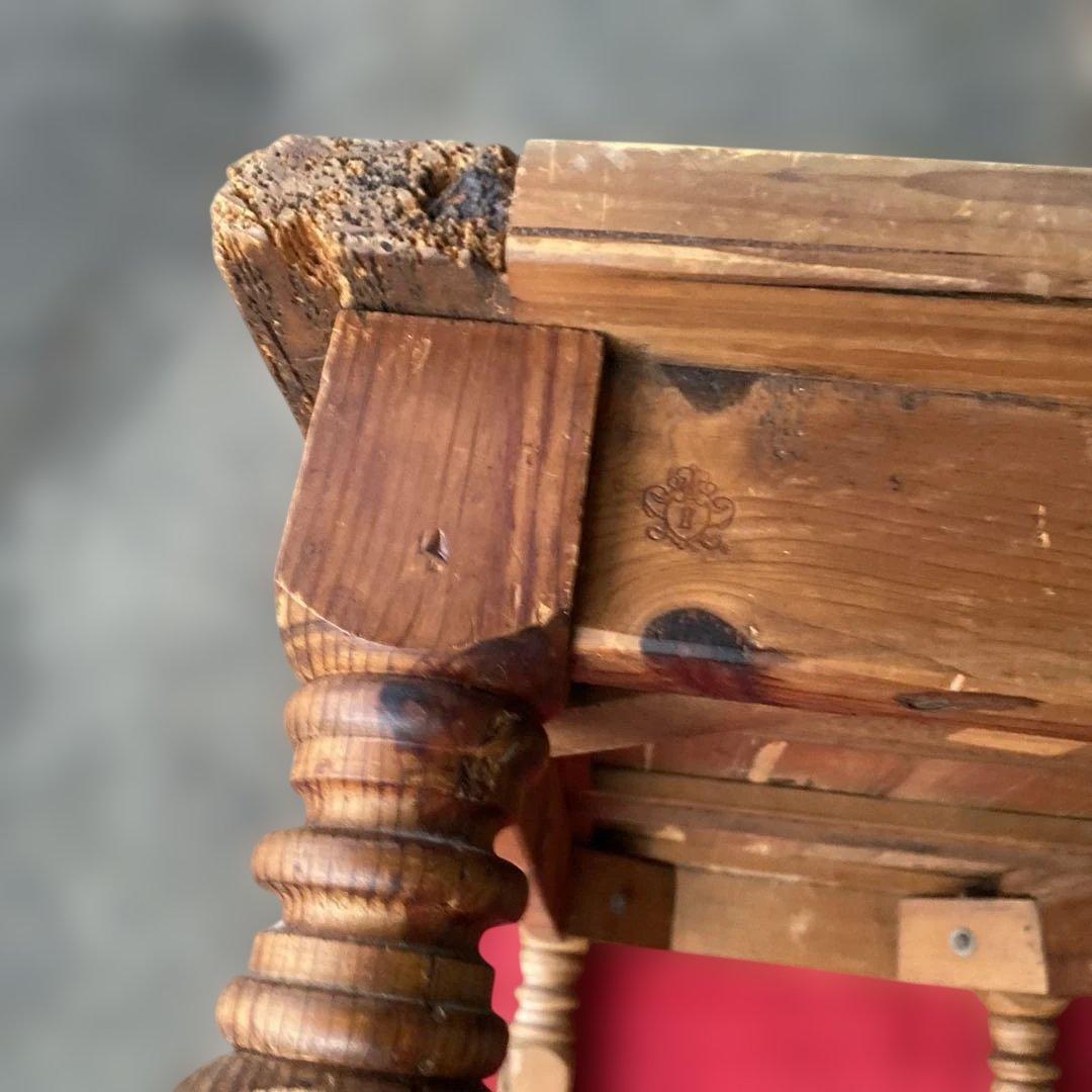 アンティーク　木製 小型　ナチュラルウッドの机