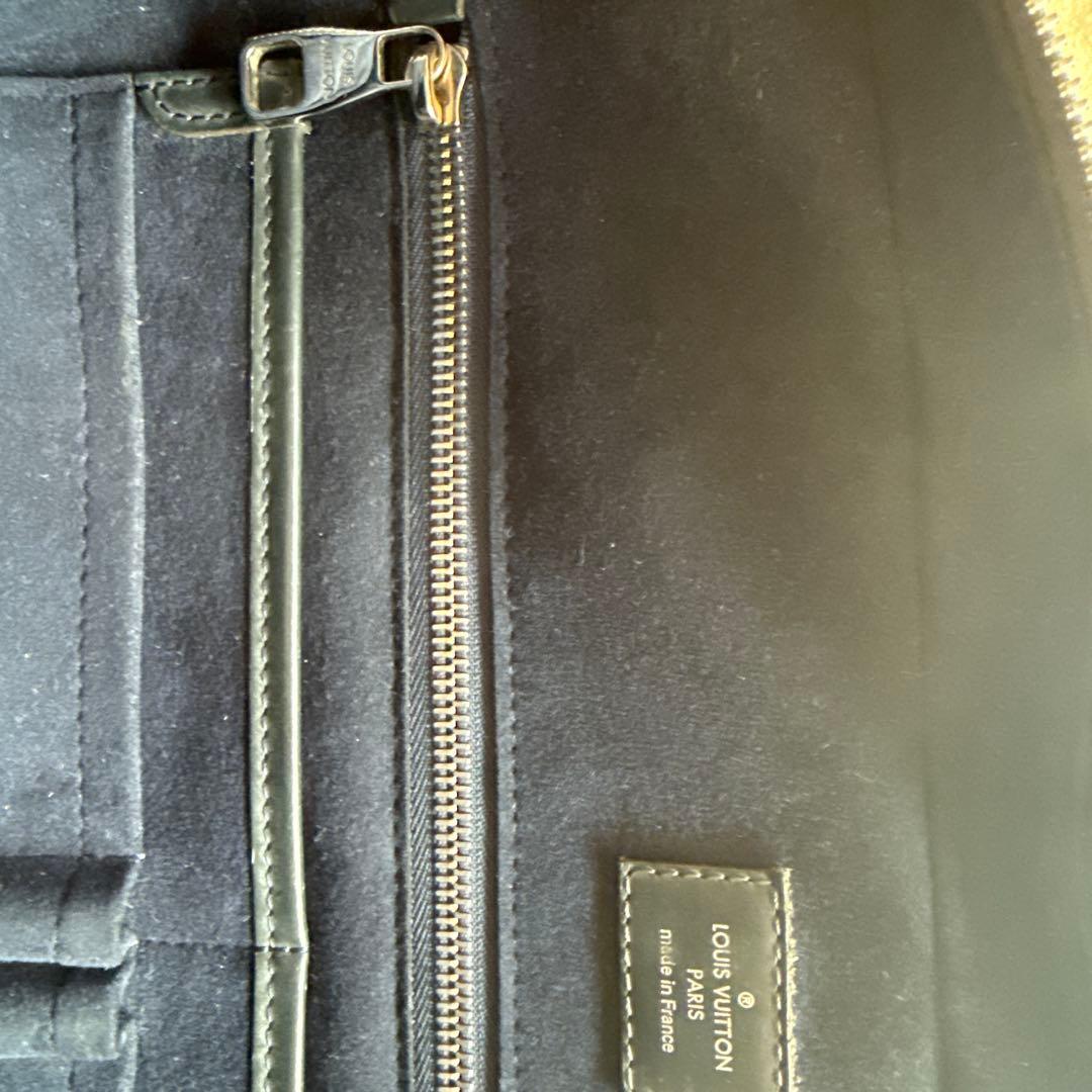 Louis Vuitton エピレザー ビジネスバッグ ネイビー