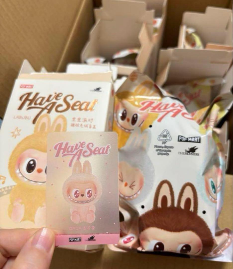 DADA とLUCK ラブブLABUBU THE MONSTERS