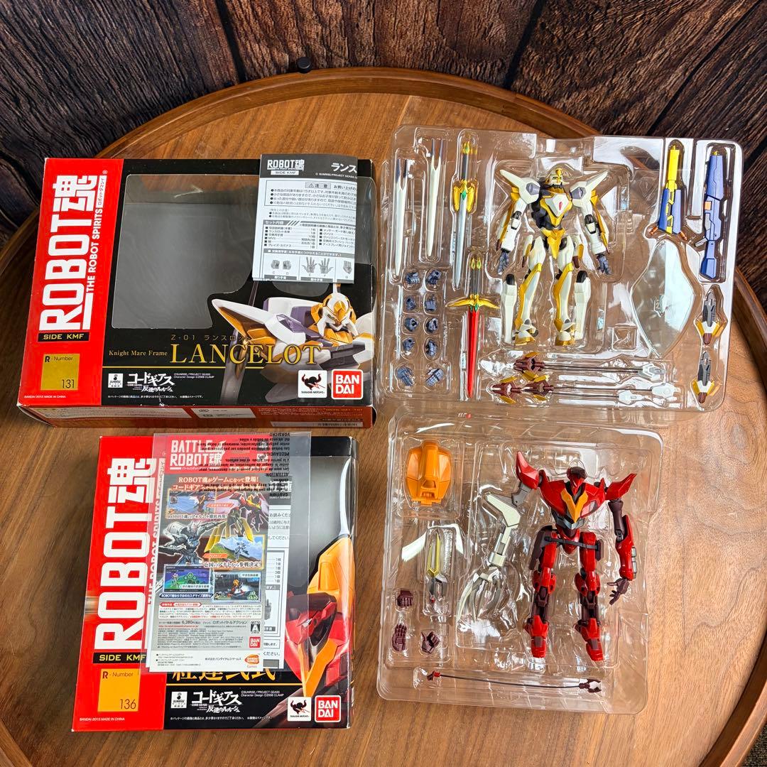 ROBOT魂 コードギアス反逆のルルーシュ 亡国のアキト マクロスフロンティア