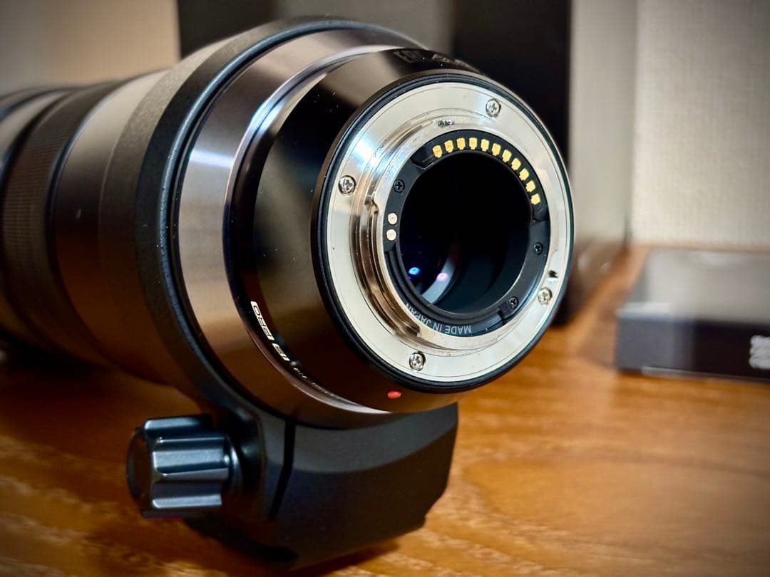 OLYMPUS M.ZUIKO ED 300 F4 IS PRO純正カバー付