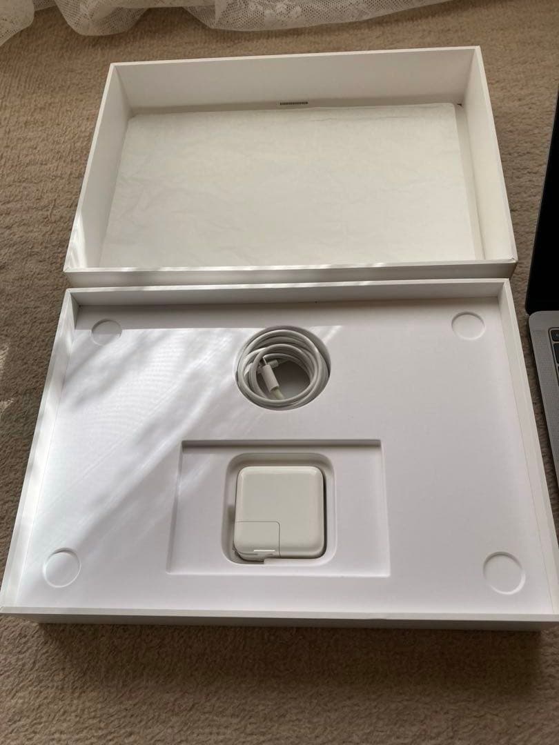 MacBook Air (Retina,13インチ,2018)/MRE82J/A