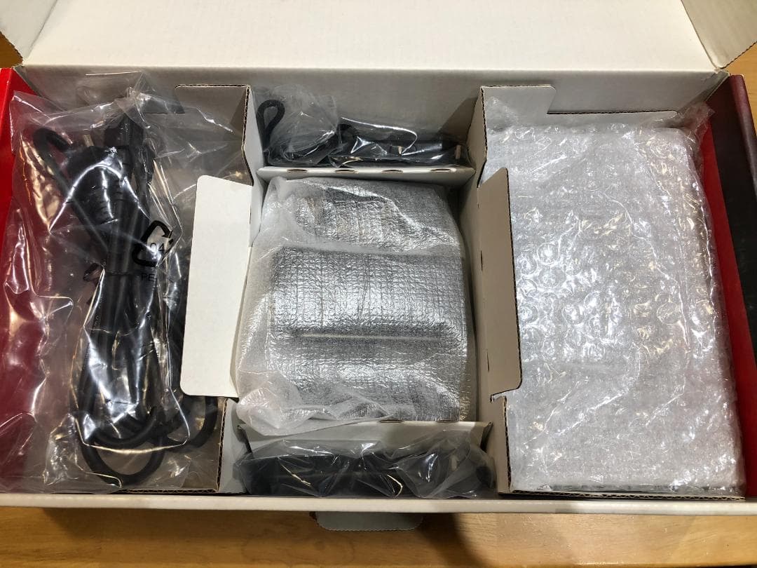 【美品】Nintendo Switch 本体 Joy-Con 赤青 箱付