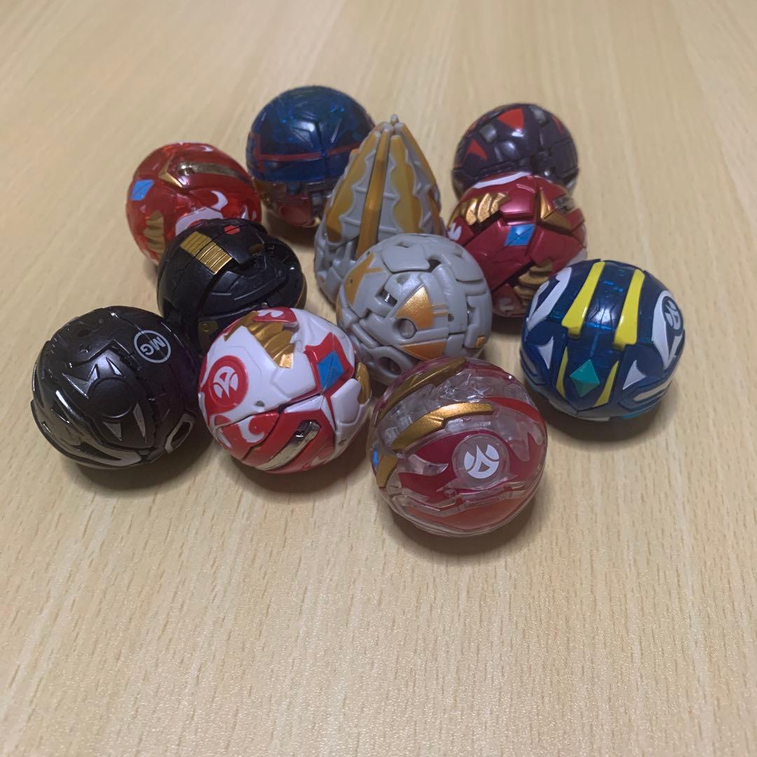 个*様 爆丸10体＆カードセット