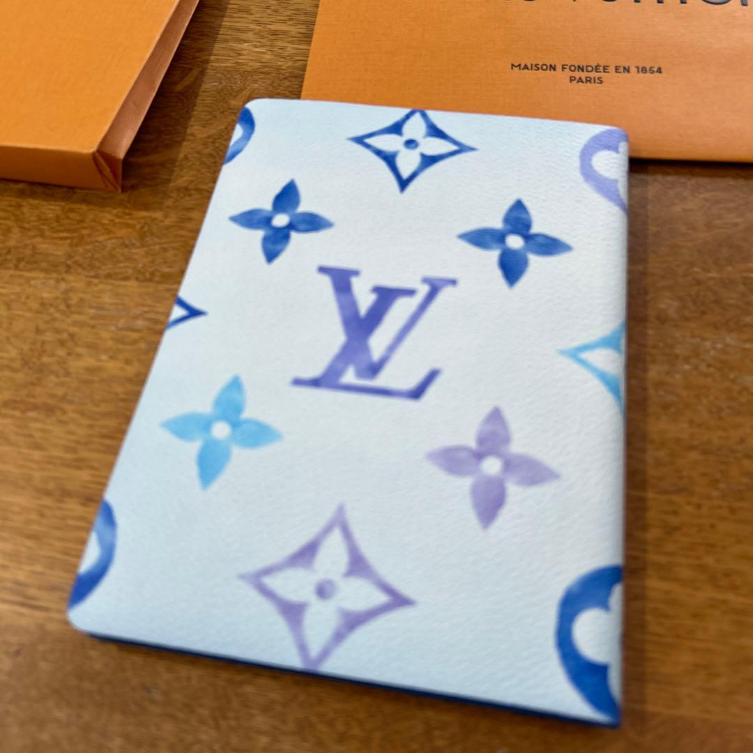 新品　ルイヴィトン バイザプール カイエクレマンス ノート