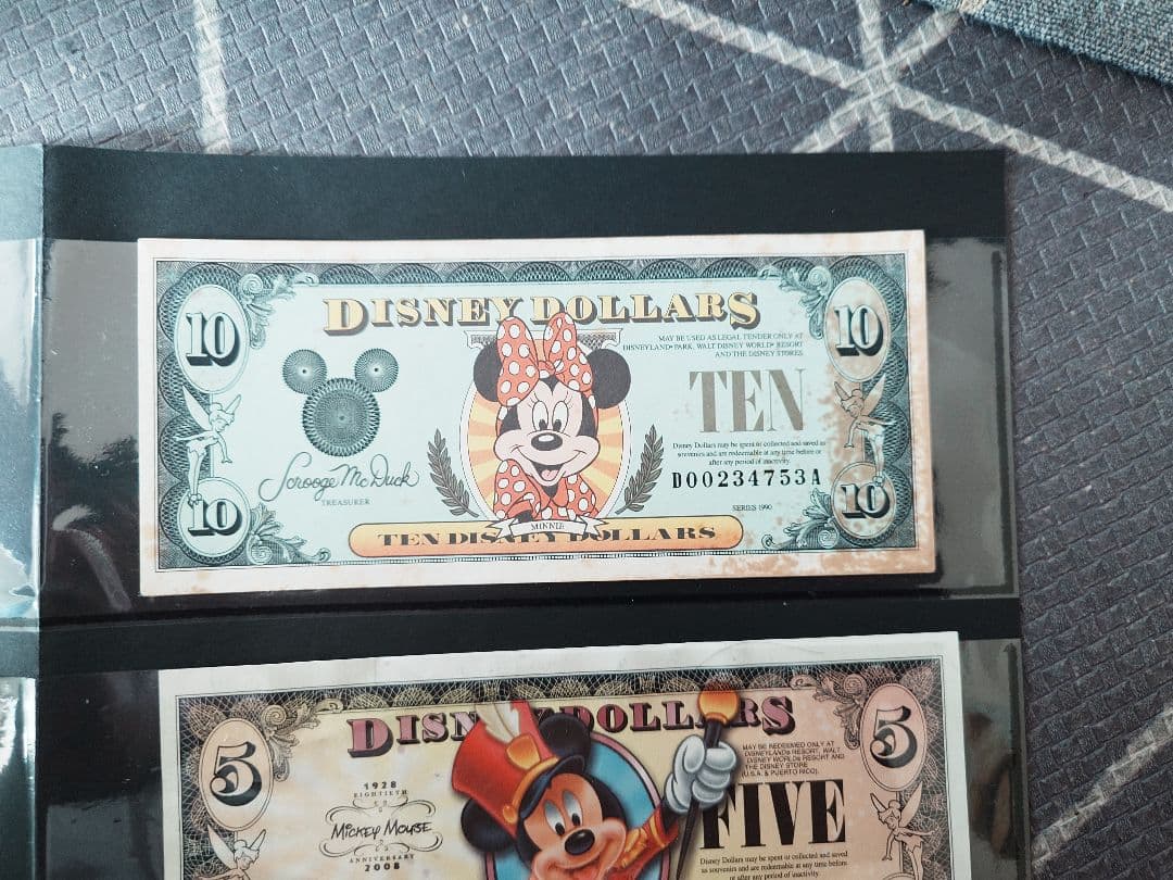 ディズニー　ダラーズ　６種