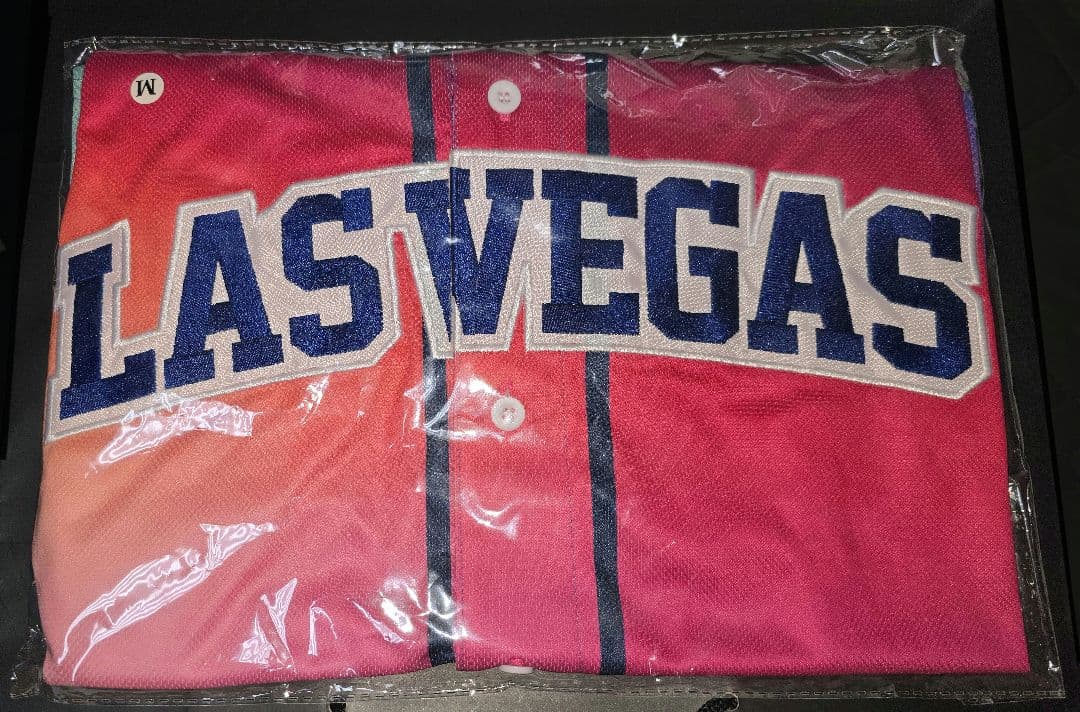 LESSERAFIM ベースボールジャージ ラスベガス限定