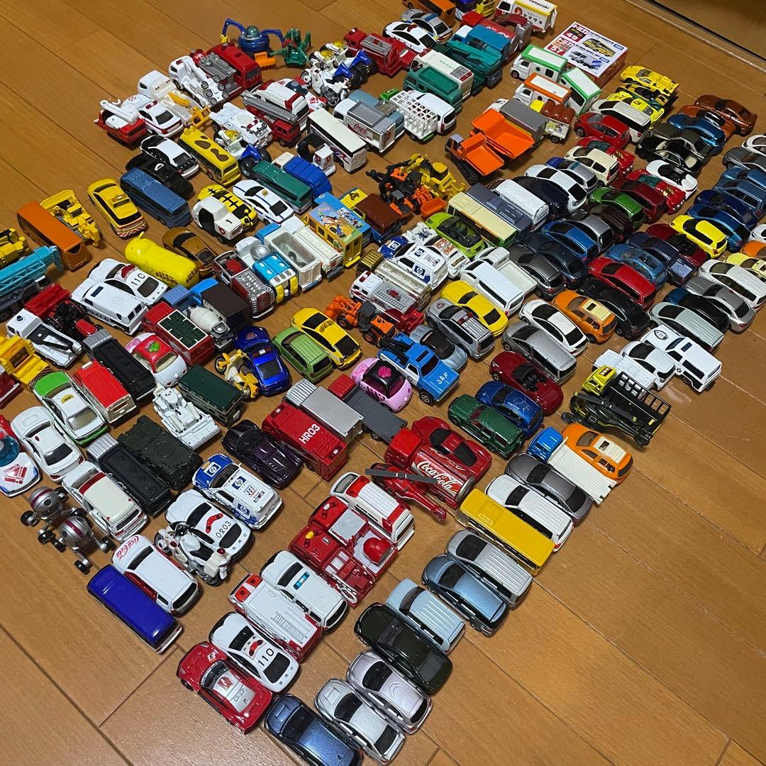 トミカ まとめ売り 200台以上