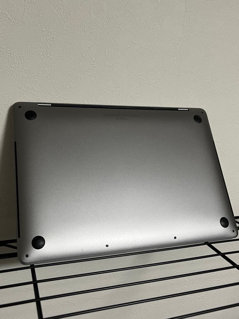 MacBook Pro (2020年式 13インチ i5・16GB・512GB)