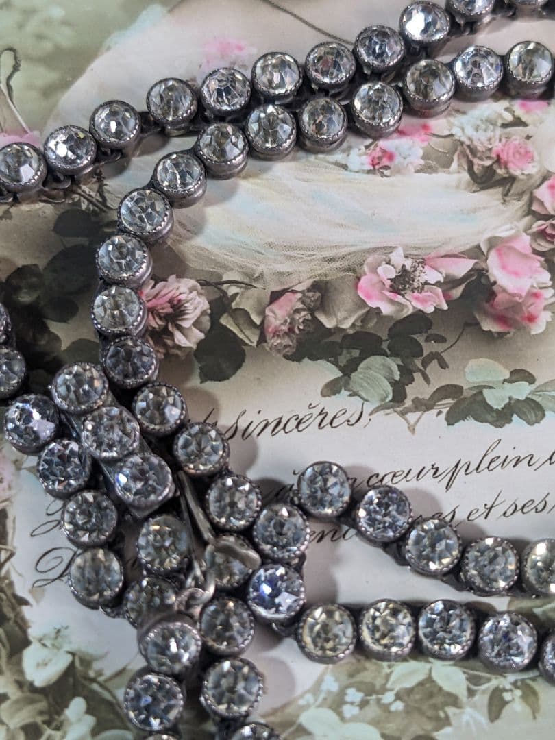 イギリス　アンティーク　クリアペースト　ネックレス　シルバー