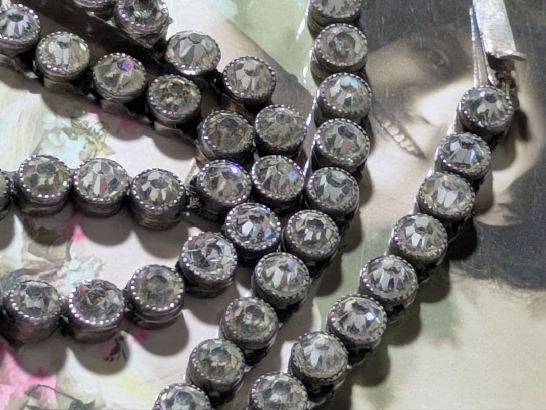 イギリス　アンティーク　クリアペースト　ネックレス　シルバー