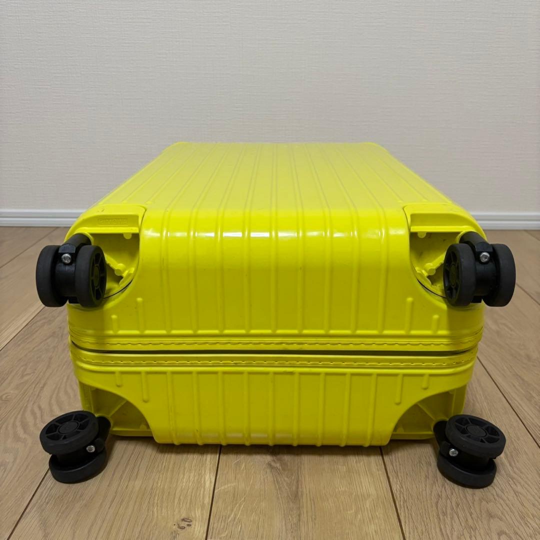RIMOWA リモワ Essential Cabin 36L キャリーケース