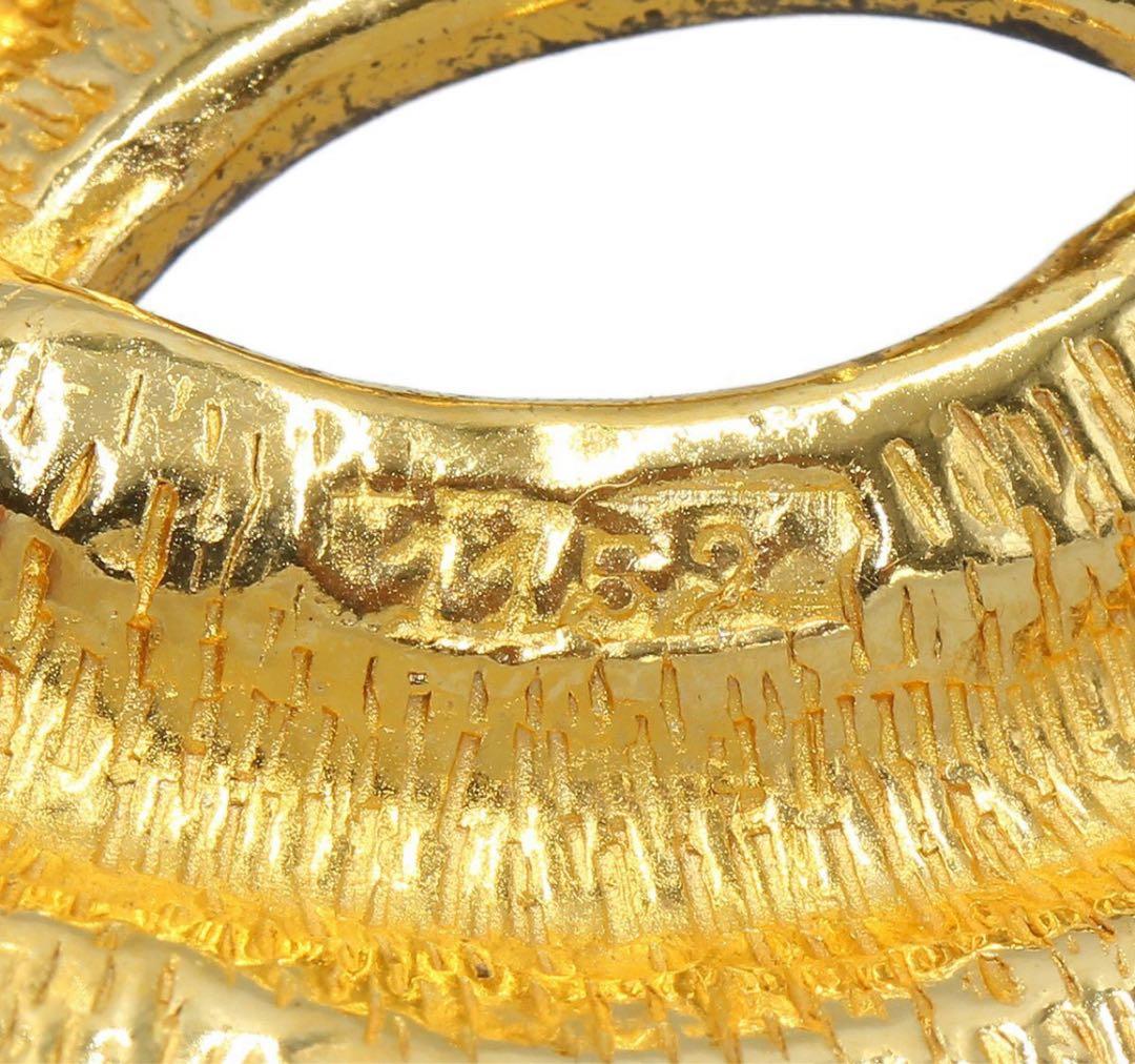 R2576 美品!! シャネル マトラッセ柄 ココマーク ブローチ