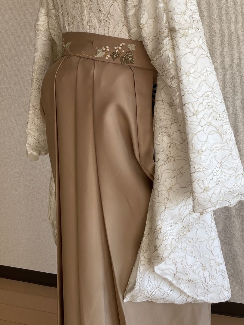 GWセール袴 単品 「ミルクティー　葡萄」 袴 刺繍入り 女性用袴単品