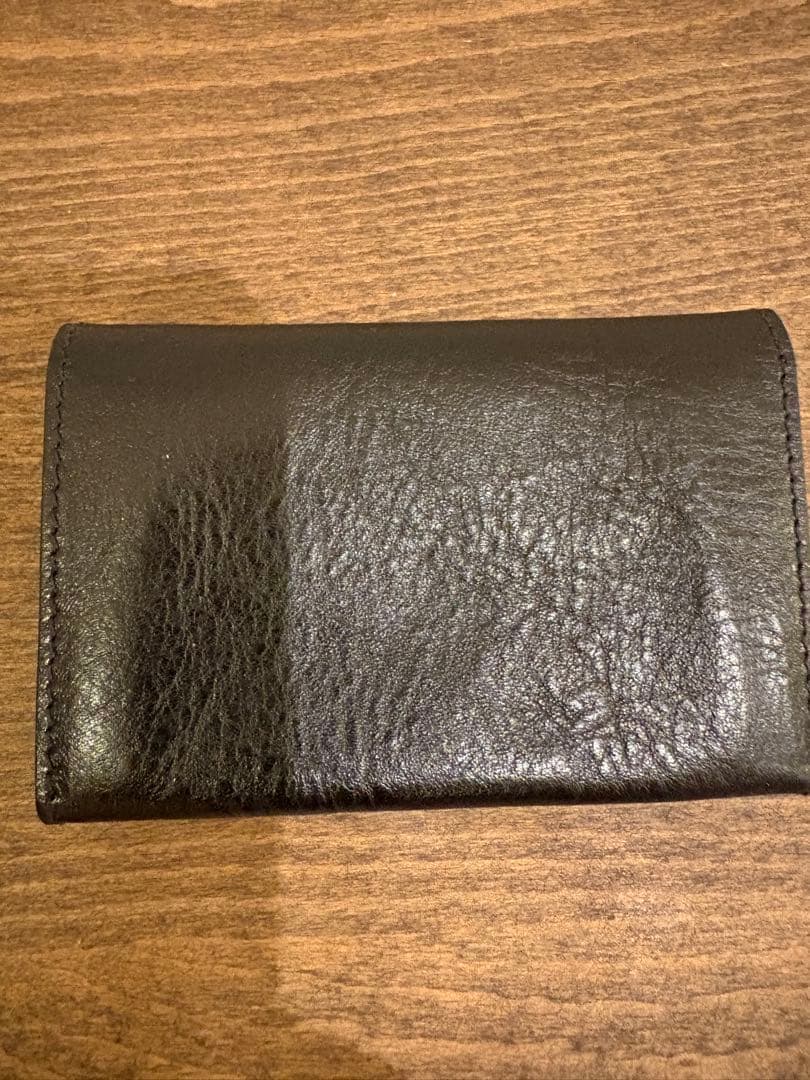 【新品未使用品】　IL BISONTE ブラックレザーケース　カードケース