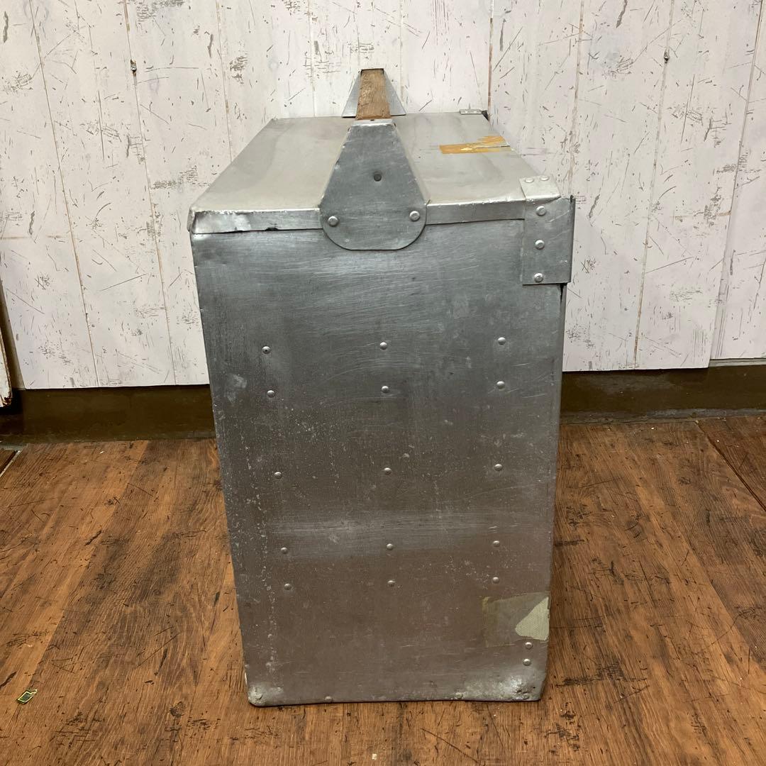 A-3 昭和レトロ アルミ製 出前箱 おかもち 4段 木製ハンドル キャンプ