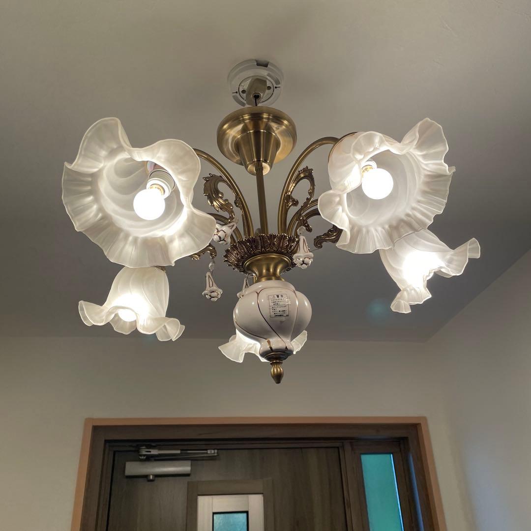 【存在感抜群！】ヤマギワ 5灯 シャンデリア 陶器 ガラス クラシカルデザイン