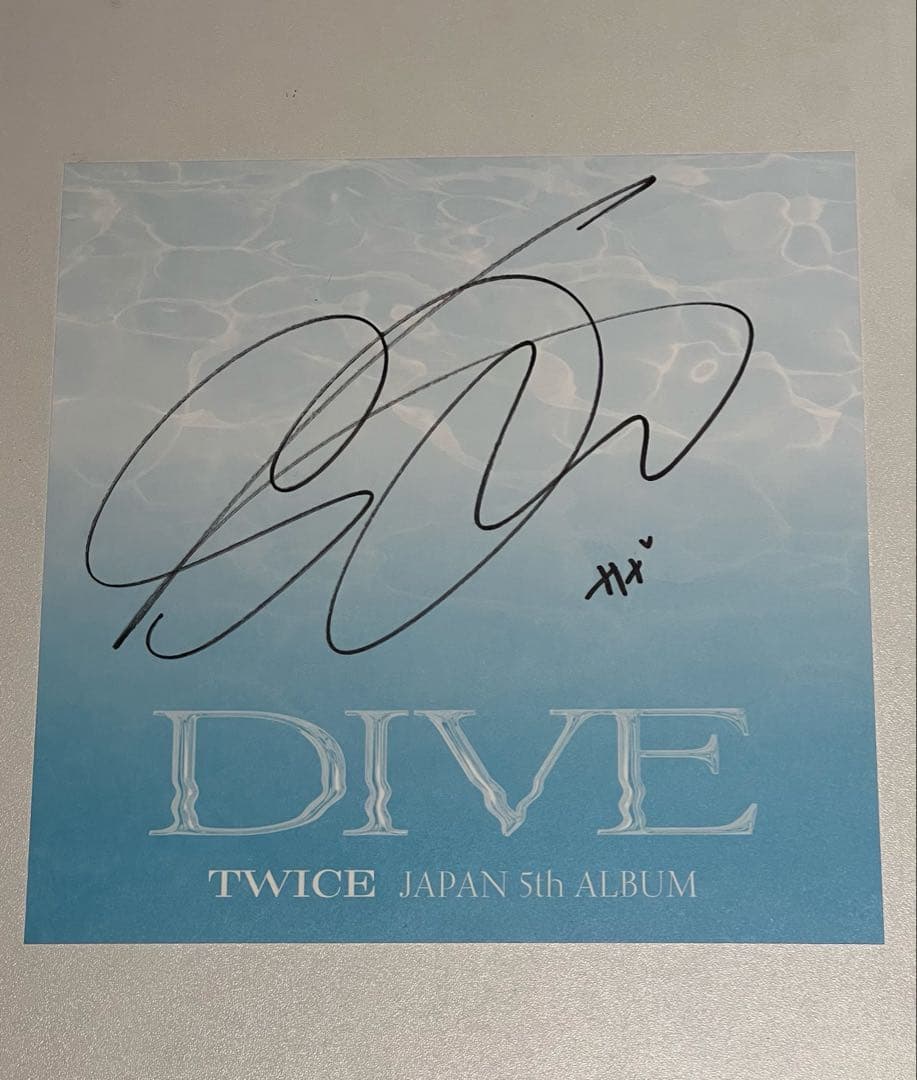 TWICE サナ サイン