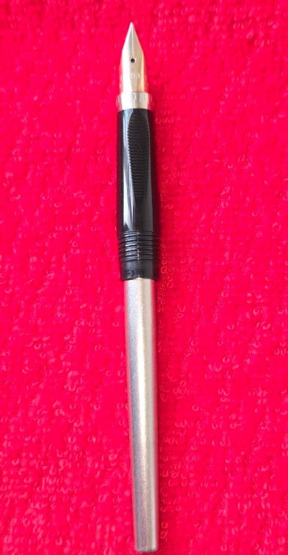 Parker 万年筆 シル/ヾーブラッ ク