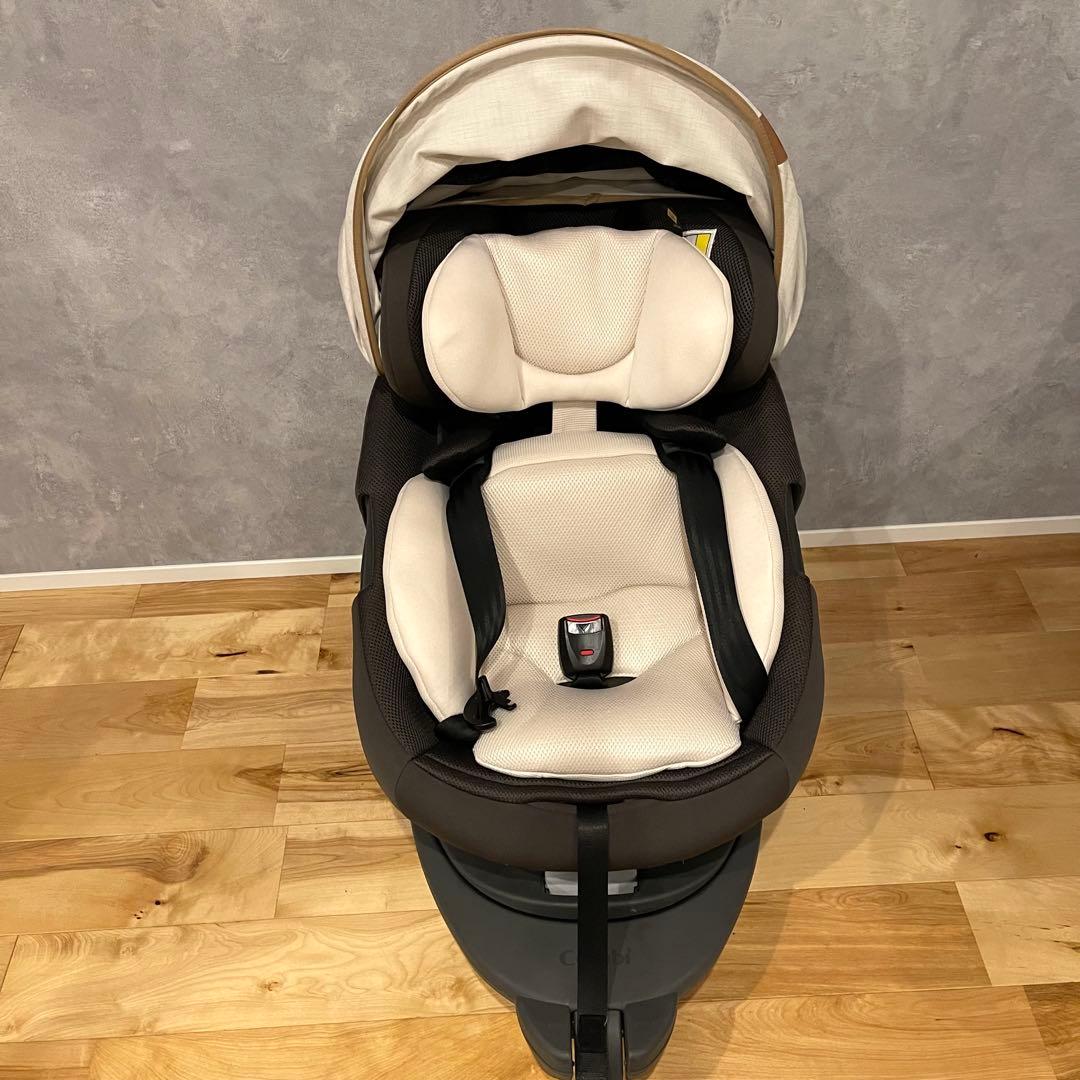 Combi コンビ THE S エアー ISOFIX CG-TRL ZB-690