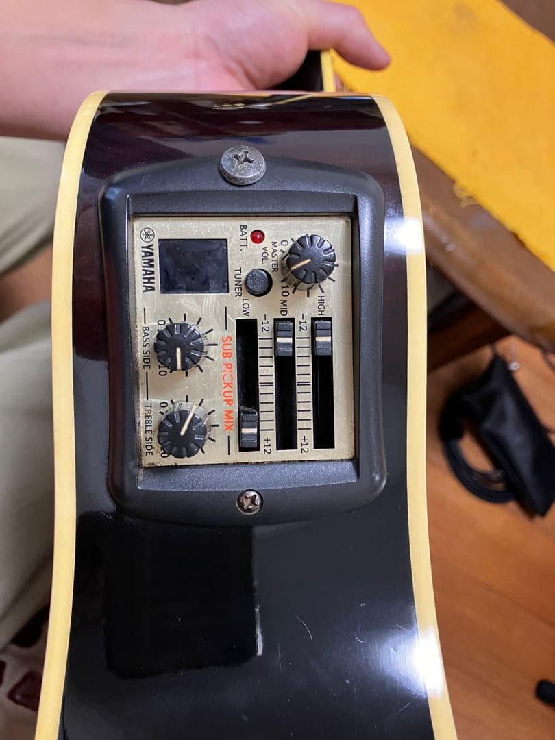 YAMAHA APX900MBL 中古　ハードケース付き　エレアコ