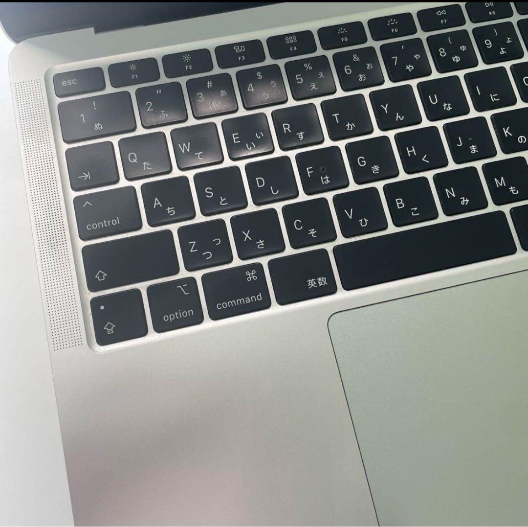 MacBook Air 256GB シルバー　2020