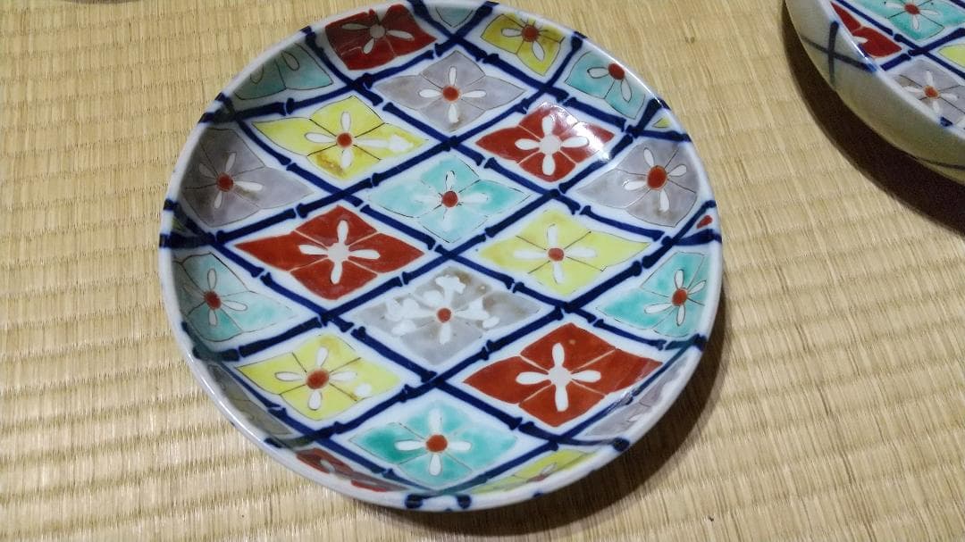 古伊万里　小振　色絵　網目紋　三つ鉢・深皿（大）径24.5×高7ｃｍ