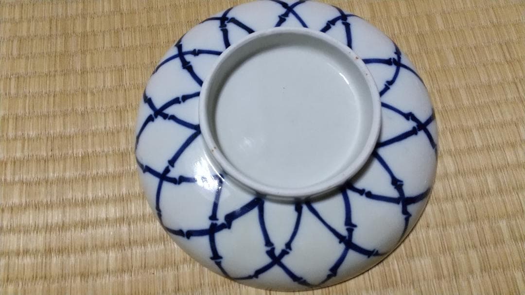 古伊万里　小振　色絵　網目紋　三つ鉢・深皿（大）径24.5×高7ｃｍ