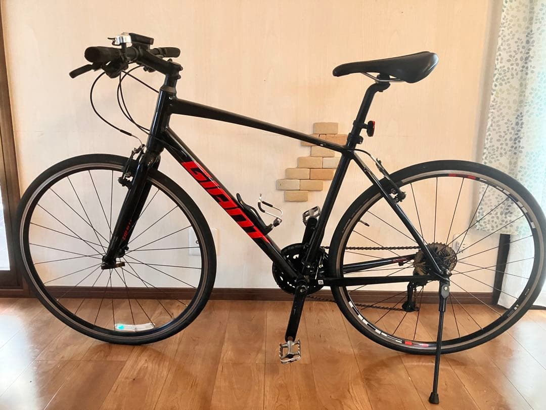 クロスバイク　GIANT ESCAPE RX 3 2017年式　Mサイズ