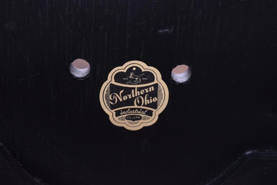 ノーザンオハイオインダストリアル サーピルチェア c スタッキング可能