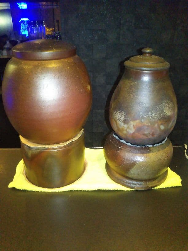 備前焼の焼酎サーバーです。