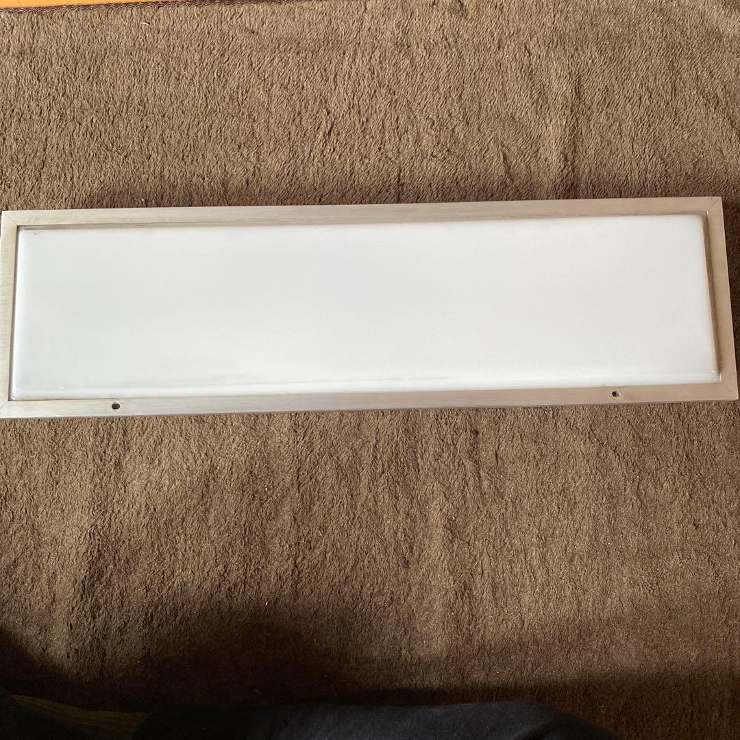 鉄道　車内灯？