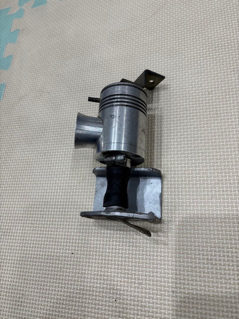 カプチーノ　ブローオフバルブ　EA11R