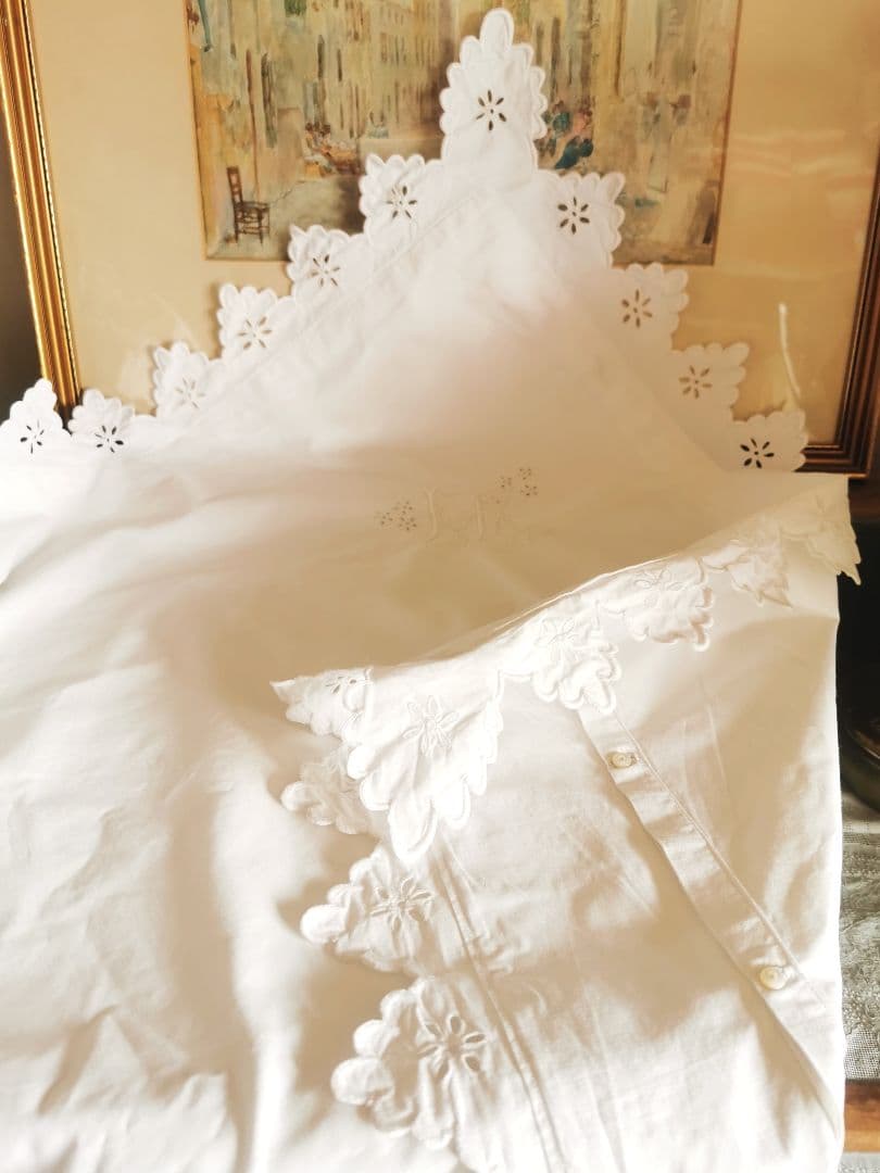 アンティークフランス オープンカットワーク＆スカラップ刺繍ラージクッションカバー