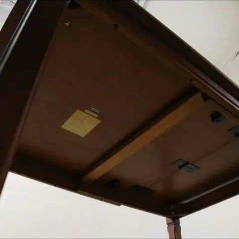 折りたたみ式ブラウン木製ダイニングテーブル