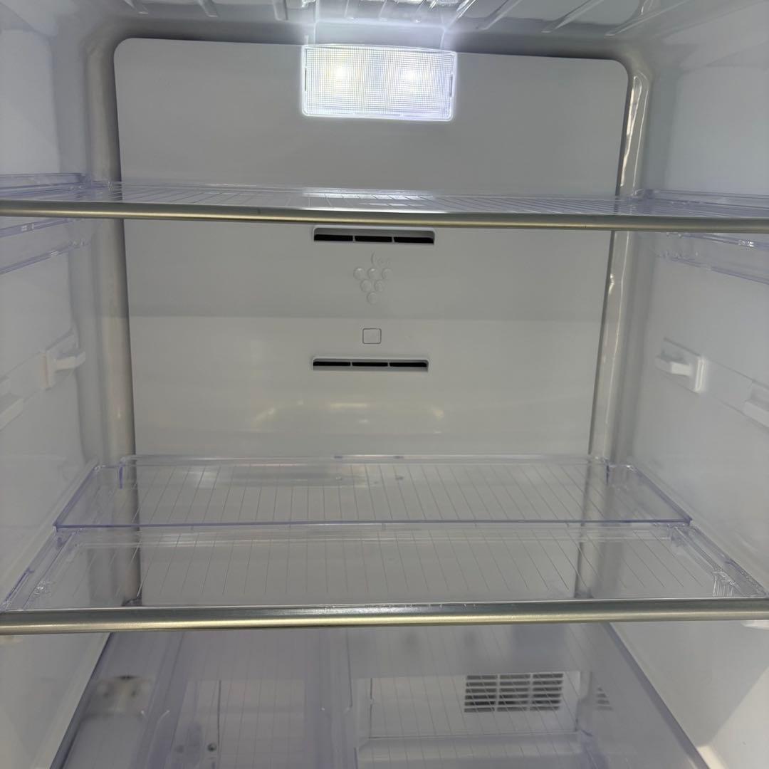 789　シャープ　冷蔵庫　設置無料　400-500L　観音開き　白　綺麗　安い‼️