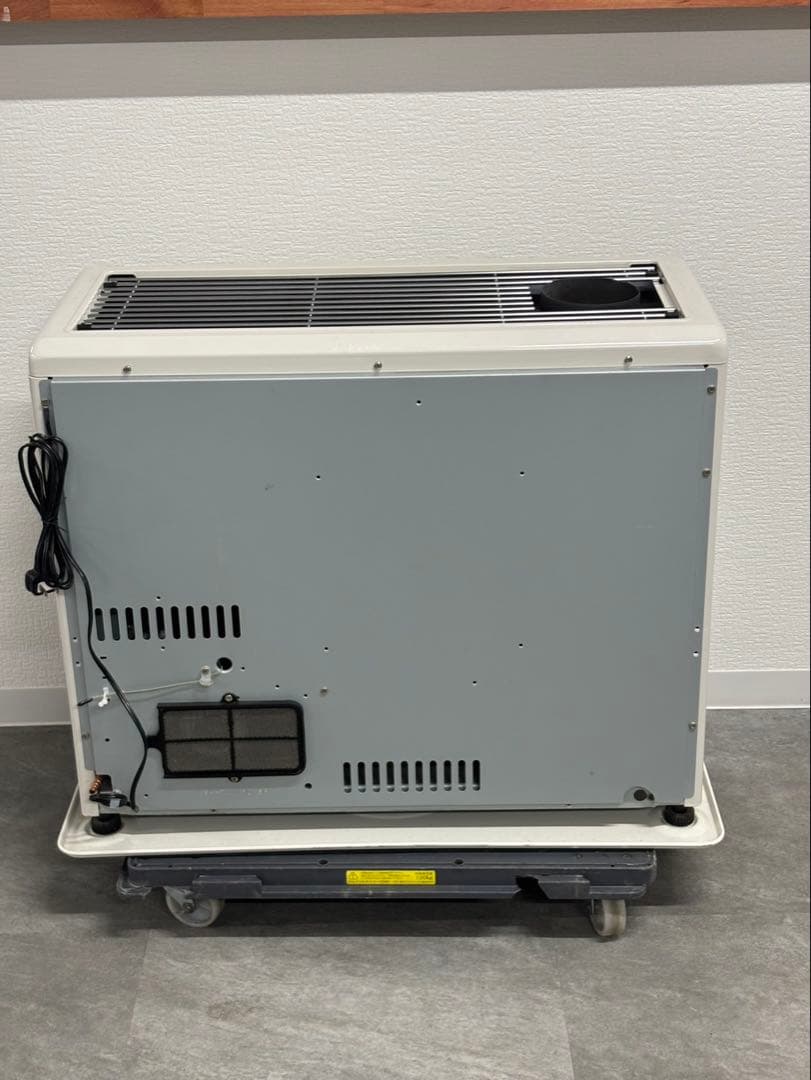 ★サンポット 半密閉式煙突ストーブ KSH-7011RC B 2022年