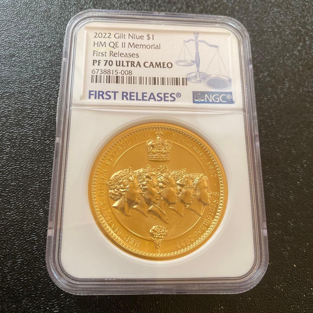 エリザベス女王　銅貨　金メッキ付き　追悼　クイーン　メモリアル　英国　ブリタニア