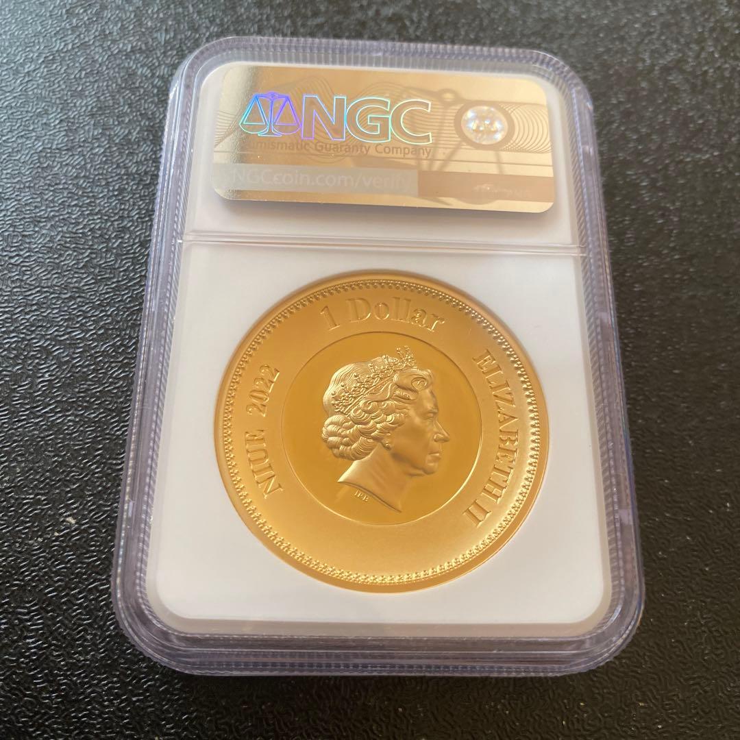 エリザベス女王　銅貨　金メッキ付き　追悼　クイーン　メモリアル　英国　ブリタニア