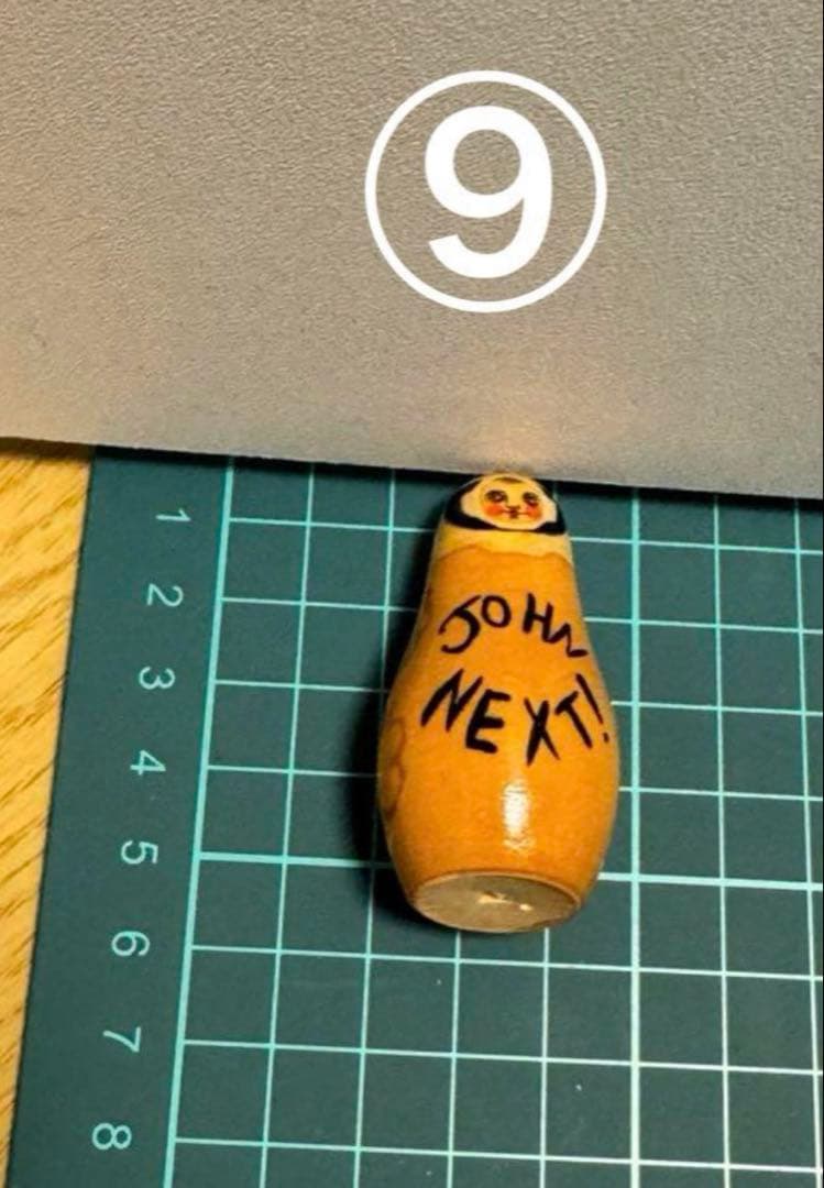 ロシア　ヴィンテージ アーティスト　宇宙モチーフの大きなマトリョーシカ9組