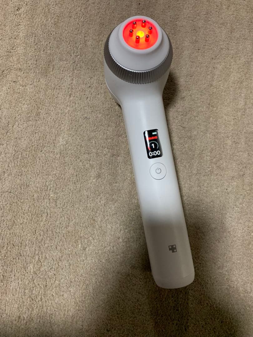 medicube AGE-R ULTRA TUNE 美顔器と美容液