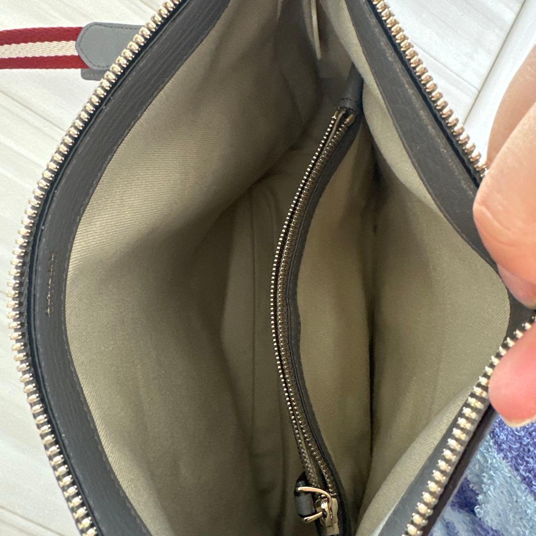 BALLY グレー レザー ショルダーバッグ