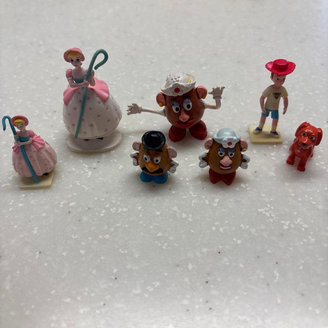 トイ・ストーリー2 フィギュアまとめ売り BUZZの車型缶ケース付き