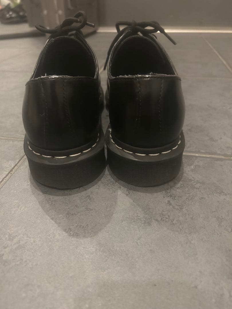 美品ドクターマーチン　Dr.martens 3ホール 1461 白ステッチUK8