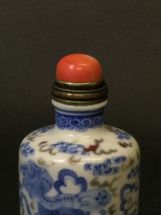 清 雍正年製在銘  染付珊瑚蓋銀杓 青花釉裡紅鼻煙壺 年代物本物保証 古美術