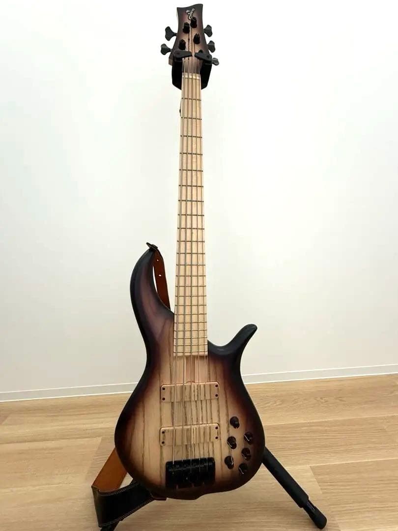 F-bass BN5 Brown Sunburst 18年製