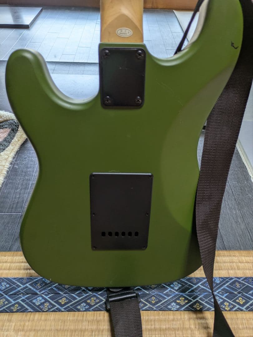SELDER エレキギター オリーブグリーン